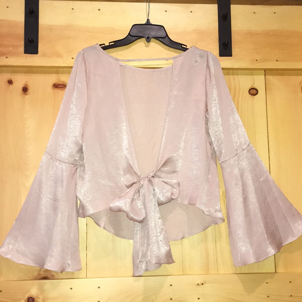 Stunning blush satin top!